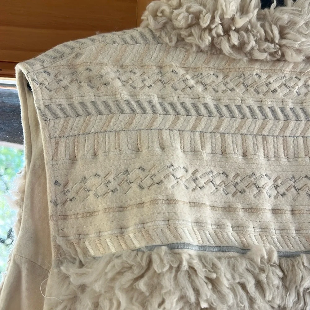 Anthropologie Fur Vest - Picture 7 of 12